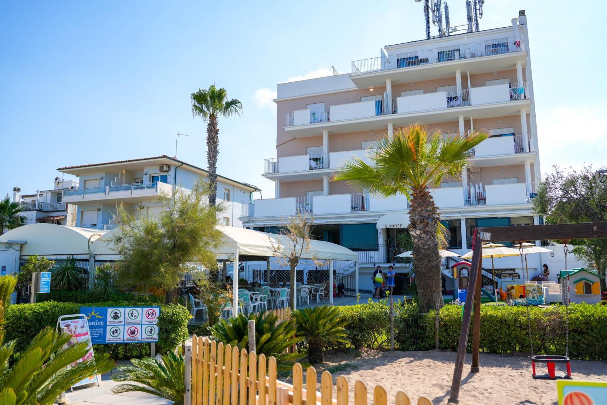 Residence Sunrise San Benedetto del Tronto Exterior foto