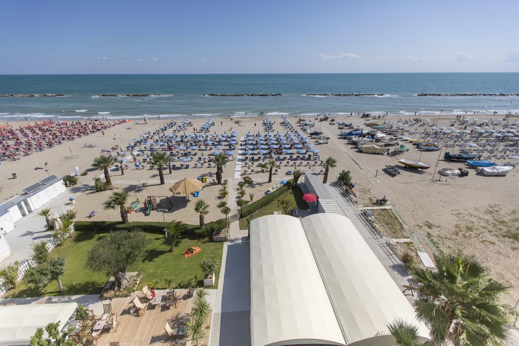 Residence Sunrise San Benedetto del Tronto Exterior foto