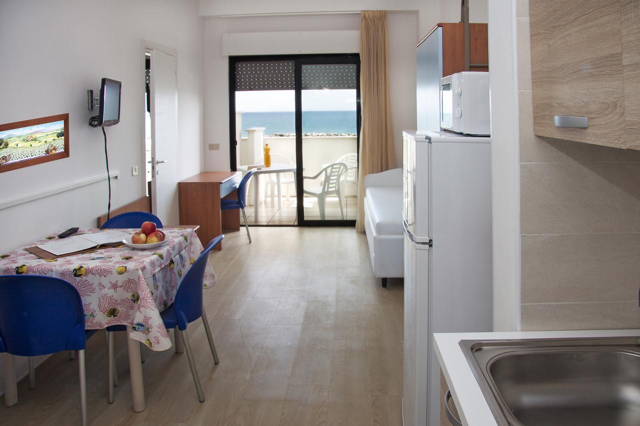 Residence Sunrise San Benedetto del Tronto Exterior foto